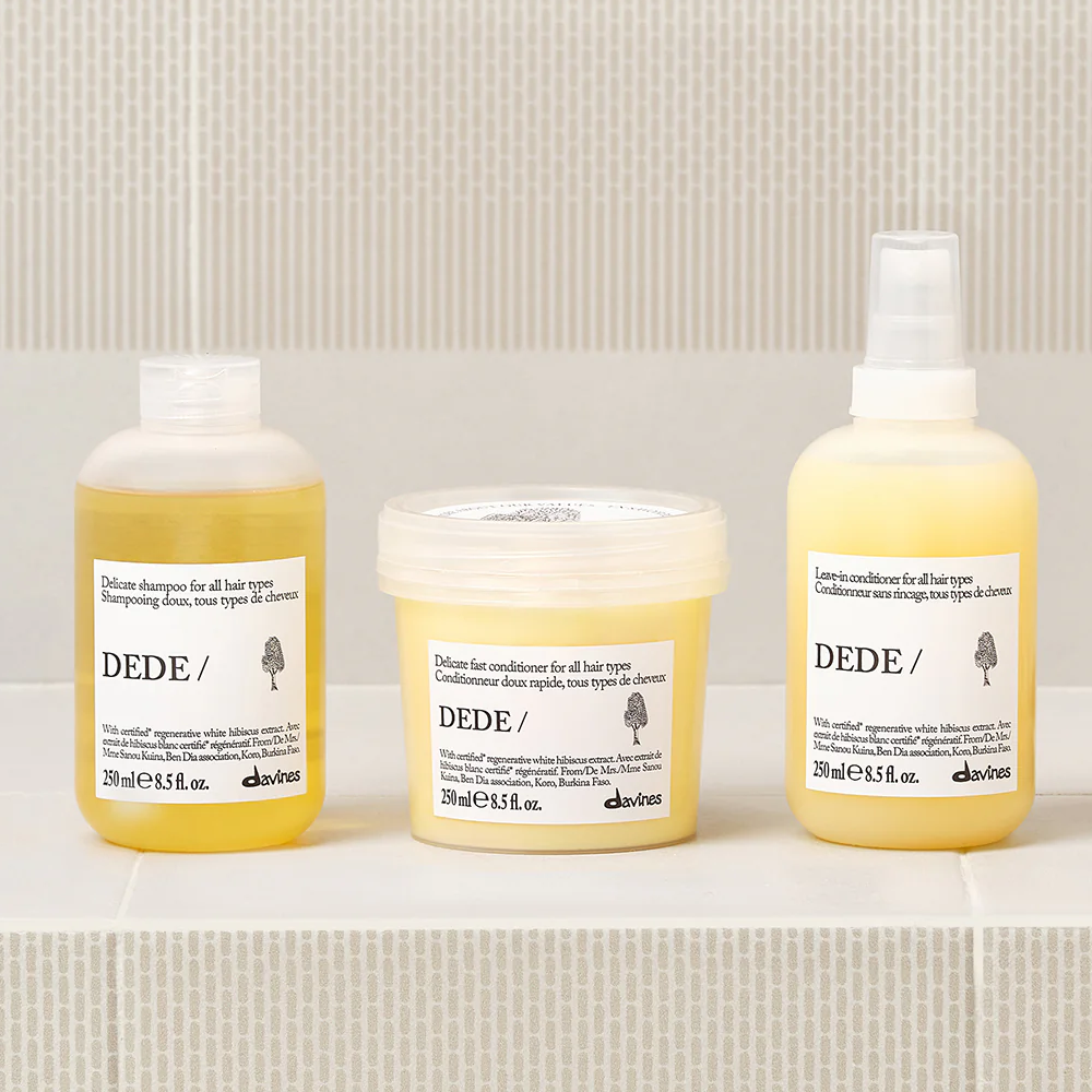 DAVINES Dede Shampoo New 250ml - Шампунь для делікатного очищення всіх типів волосся - фото №1 DAVINES Dede Shampoo New 250ml - Шампунь для делікатного очищення всіх типів волосся - фото №1